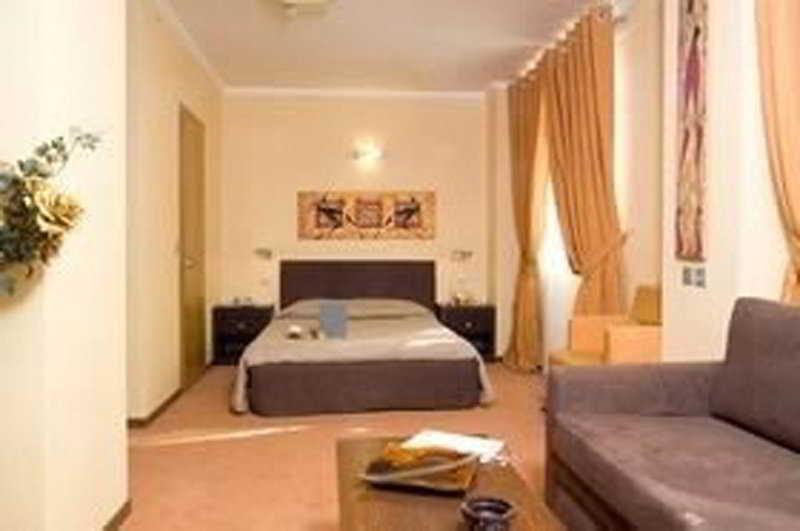 Egnatia Hotel Thessaloníki Rom bilde